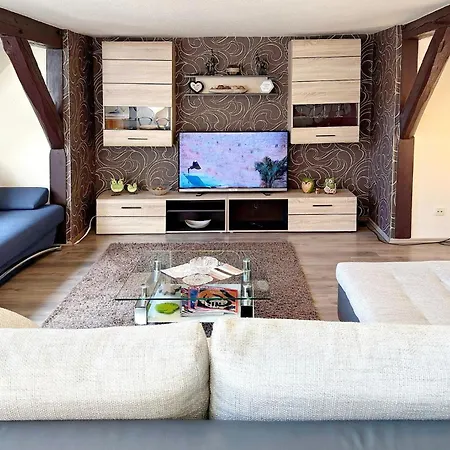 بيت للعطل An Der Postmeilensaeule لوبنو